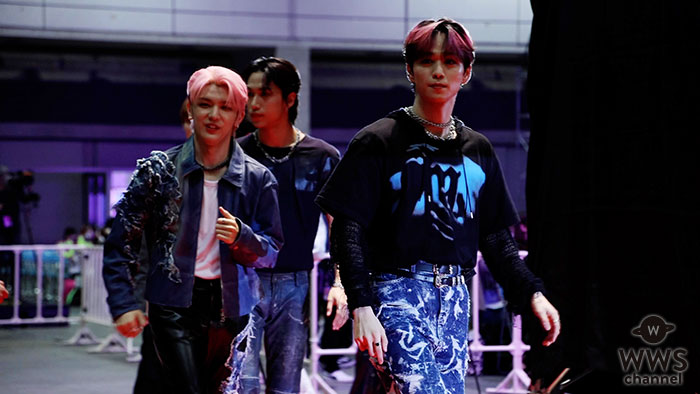 【動画】INI、カジュアルなデニム衣装でレッドカーペットに登場！＜KCON JAPAN 2023＞