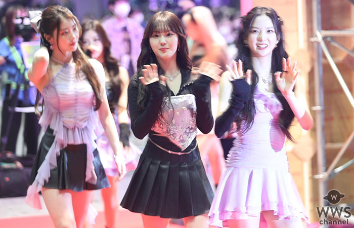 【動画】9人組ガールズグループ・Kep1er(ケプラー)、黒と薄紫を基調にミニ丈衣装で美脚アピール！＜KCON JAPAN 2023＞