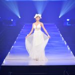 【動画】森咲智美、明日花キララがサツコレで胸元大胆なキャバドレスでランウェイ！＜札幌コレクション 2023 SPRING/SUMMER＞