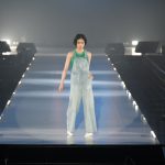 【動画】安⻫星来、デニムオーバーオールでGYDAステージに登場！＜札幌コレクション 2023 SPRING/SUMMER＞