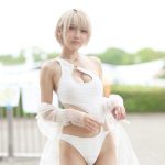 【動画】コスプレイヤー・火将ロシエルが大胆な白水着でワンエイト撮影会に登場！＜川越水上公園プール撮影会＞