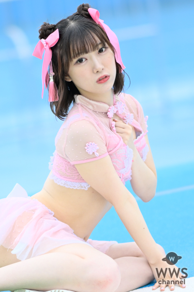 【写真特集】森本栞菜（ミライサガシ）、全身ピンクの可愛すぎるチャイナコスで「我爱你」＜近代麻雀水着祭2023＞
