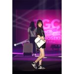 『日本一かわいい女子高生』村谷美奏、全身黒のスポーティーな装いで美脚披露！＜TGC teen ICHINOSEKI 2023＞