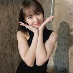 モー娘。野中美希、ノースリ肩出しのタイトワンピースをセクシーに着こなし！