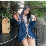 美人映画評論家・藤川らるむ、履いてる！？太もも大胆見せコーデにファンどぎまぎ