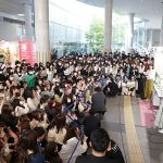 【写真特集】鈴木愛理、ライトグリーンのロングワンピースで北海道愛を語る！ 「空気まで美味しくて、もう胃袋が足りない！」＜札幌コレクション 2023 SPRING/SUMMER＞