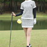 【動画】新井美穂、ミニスカゴルフウェアで大栄カントリー倶楽部女子研修会の今後の目標語る！