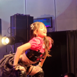 【動画】女子小学生・馬庭彩優さん、美腹筋＆美脚あらわな衣装でウォーキング！GEKKLEいちごプリンセス賞を受賞＜第８回九州キッズモデルオーディション＞