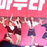 【動画】村重杏奈、美脚あらわなSTAYCライブステージとコラボ！しまむらファッションでランウェイ登場！＜KCON JAPAN 2023 x TGC＞