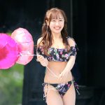 【写真特集】ほしのまりあ、セクシーな黒ビキニであらわな美くびれライン！＜近代麻雀水着祭2023＞