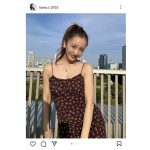 板野友美、キャミワンピで肌見せショットを公開「可愛すぎる…！」「最強だ」とファン歓喜