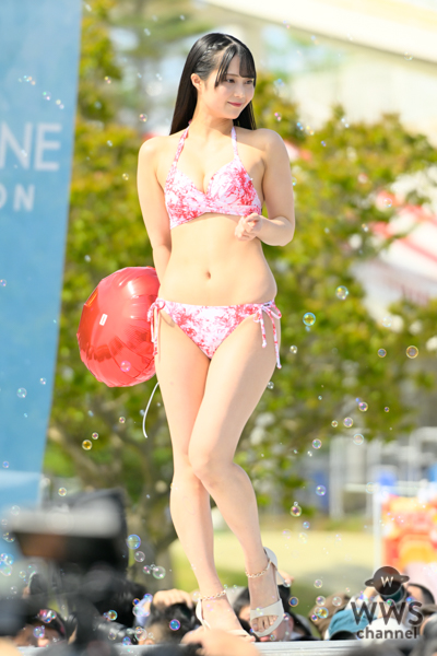 【写真特集】石原千尋、ランウェイで魅せる抜群プロポーションで釘付け！＜近代麻雀水着祭2023＞