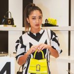 みちょぱ、有名ブランド『MARC JACOBS』のミニドレスで大胆美脚アピール！