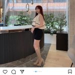 DEAR KISS・ののこ、ミニスカ×ロングブーツで美脚すらり「スタイル抜群！」「綺麗すぎてやばい」とファン歓喜
