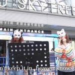 May J.がクリスタル・ケイとコラボし「ストリートライブ」にサプライズ登場した動画が大反響！