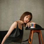 桐谷美玲、黒のドレスで肌見せショット「めっちゃ美しいです」「本当に母ですか？！」とファン歓喜
