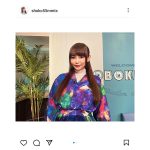 中川翔子、「この日の衣装かわいすぎ」ド派手な猫柄衣装を公開！