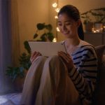 【動画】新木優子、体育座りでリラックスムード！＜東京シティ競馬(TCK)新CM第二弾メイキング＞