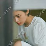 安斉星来、胸元ざっくりの大人セクシーなコーデがポストカードに！写真集特典が解禁