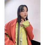 のん「アヒル口してやった」、遊び心溢れるセットアップの舞台あいさつオフショットにファン歓喜