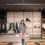 貴島明日香、超ミニ美脚見せファッションに歓喜の声ぞくぞく！