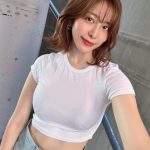 管理栄養士・桃衣香帆、お腹チラ見せのセクシーお姉さん自撮りにファン歓喜