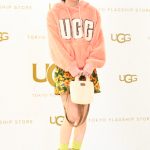 【写真特集】ももクロ・百田夏菜子、花柄ショートパンツで美脚をスラリと披露！＜「UGG(R) TOKYO FLAGSHIP STORE」オープニングイベント＞