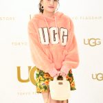 【写真特集】ももクロ・百田夏菜子、花柄ショートパンツで美脚をスラリと披露！＜「UGG(R) TOKYO FLAGSHIP STORE」オープニングイベント＞