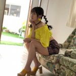 モー娘。野中美希、肌見せセクシーな美脚オフショットで沖縄気分をおすそ分け