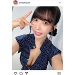 #2i2・天羽希純、満員電車NGな美谷間見せ衣装で誘惑