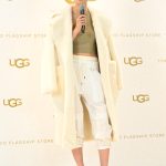 【写真特集】冨永愛、スポーティーなラフスタイルで登場！「普段着では多いです」＜「UGG(R) TOKYO FLAGSHIP STORE」オープニングイベント＞