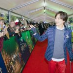 DAIGO、杖を持ちながら渾身のウィッシュ！「ハリー・ポッター」スタジオツアー東京のレッドカーペットイベントに登場