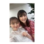 安めぐみ、大沢あかねとの密着笑顔SHOTにファン歓喜！