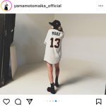 山本舞香、巨人の「MAIKA」ユニフォームをスタイリッシュに着こなし！