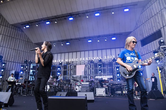 B'zが「日比谷音楽祭」にサプライズ登場！『ultra soul』を熱唱