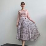 テレ朝・森山みなみアナ、胸元ピッタリなニットで美スタイル披露！「今日も素敵」「毎日癒されています。」とファン歓喜