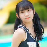 【写真特集】早川真由、メロウデザインなハイウエストビキニでKawaiiコーデ！＜チャンスプール撮影会 in アマゴーラ＞