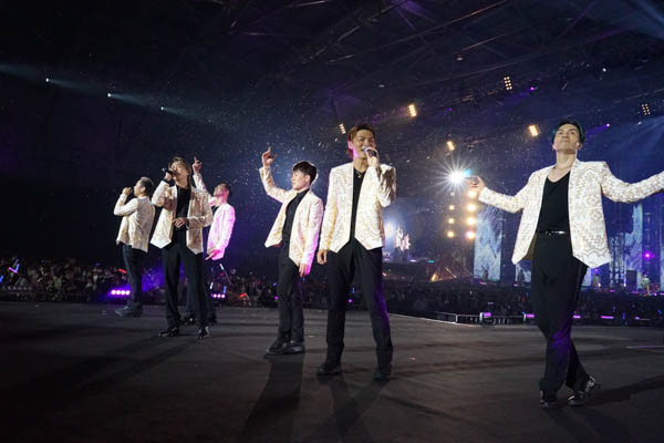 EXILE・AKIRA、TAKAHIRO、橘ケンチ、TETSUYA、NESMITH、SHOKICHIの6人が台湾最大級のフェス「SUPER SLIPPA」に登場！