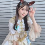 上坂すみれ、ウマ娘を意識したミニワンピースから覗く色白美脚にファン大熱狂!「可愛すぎてしんどい」とファンから歓喜の声