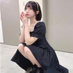 iSPY・萩田こころ、美白デコルテあらわな『真っ黒コーデ』を披露「スタイル抜群」「ブラックここてん可愛い！」とファン歓喜