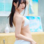 【写真特集】信野樹奈、真っ白なビキニをあざとくズラす着こなしに視線が釘付け！＜チャンスプール撮影会 in アマゴーラ＞