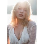 朝倉未来が発掘!話題の美女・美月の初写真集の発売が決定！