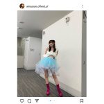 鈴木愛理、推しの子『アイ』風衣装で抜群スタイルを披露「天才すぎて」「笑顔が眩しい、可愛すぎる」とファン歓喜