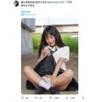 撮影会モデル・あんず、制服コスで大胆パンチラ