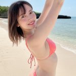 桃月なしこ、海の日にビキニ姿でまぶしい透明美肌をお届け！
