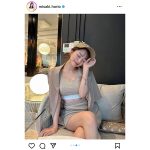 堀尾実咲、肌見せコーデのミニスカから美脚を大胆披露！