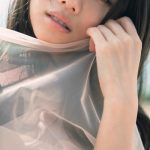 伊原葵、すっぴんランジェリーやお洒落なノーブラスタイルに注目！1st写真集「Noon」先行カット解禁