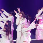 櫻坂46、初の海外ライブで1万5千人が大熱狂!松田里奈はフランス語で挨拶も