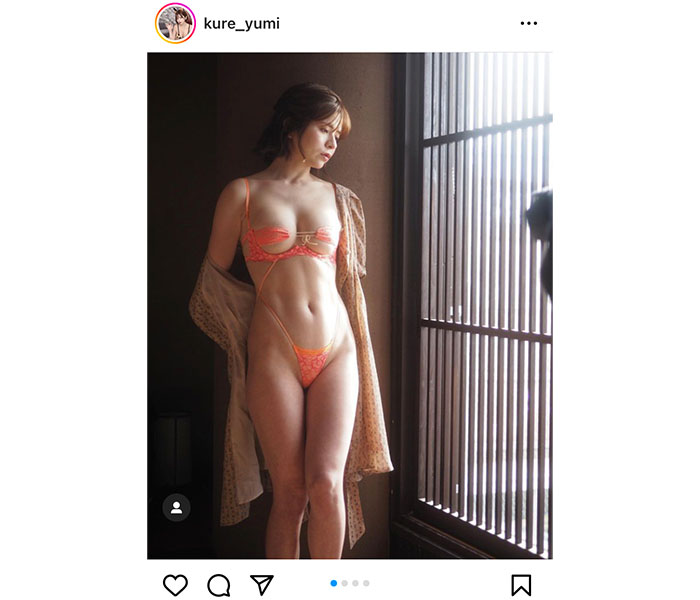 M字の女王・紅羽祐美、まさかの逆再生！セクシーな下着姿になるまでの過程をエモく披露