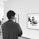 小関裕太、初めてフランスで爽やか笑顔